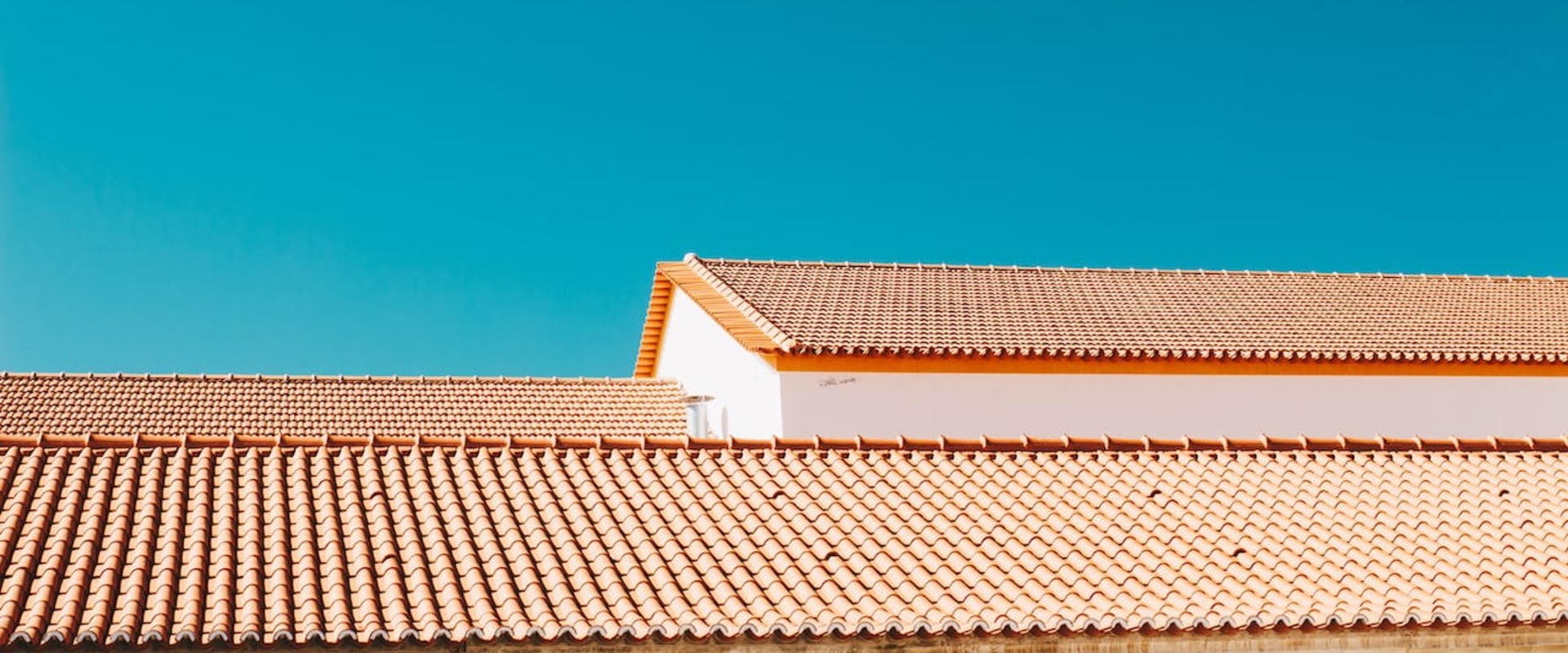 Perks Of Hiring Roofers In Fort Collins, CO, For A Metal Roofing Project