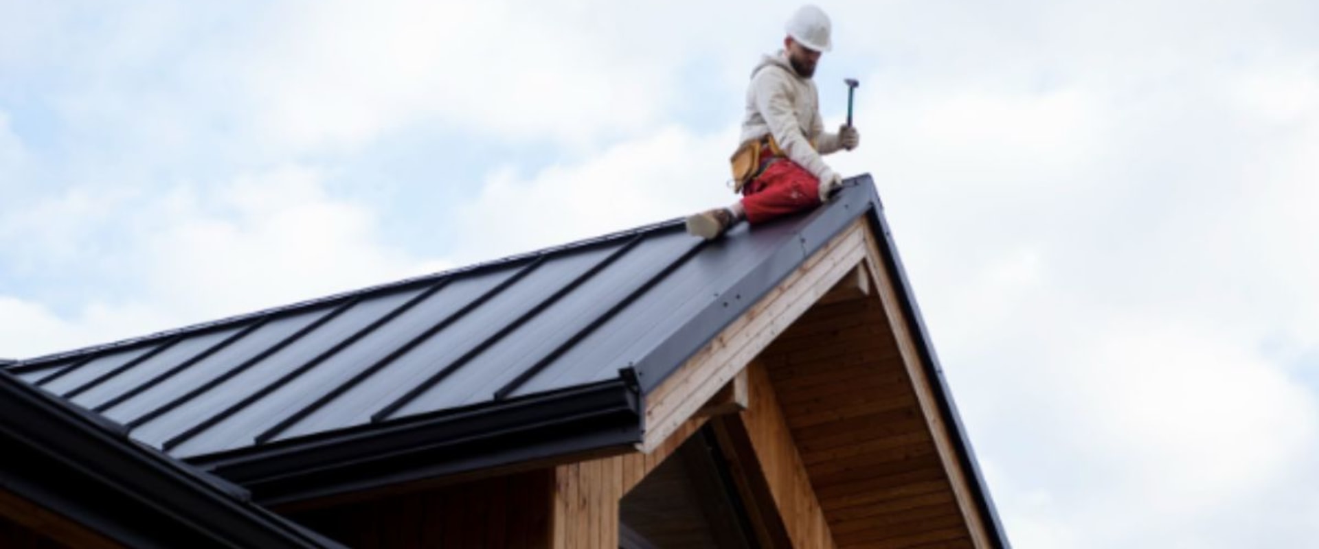 How Can A Windows And Siding Installer Help You Select Windows And Siding That Match Your Home's Metal Roofing In Vancouver, Washington?