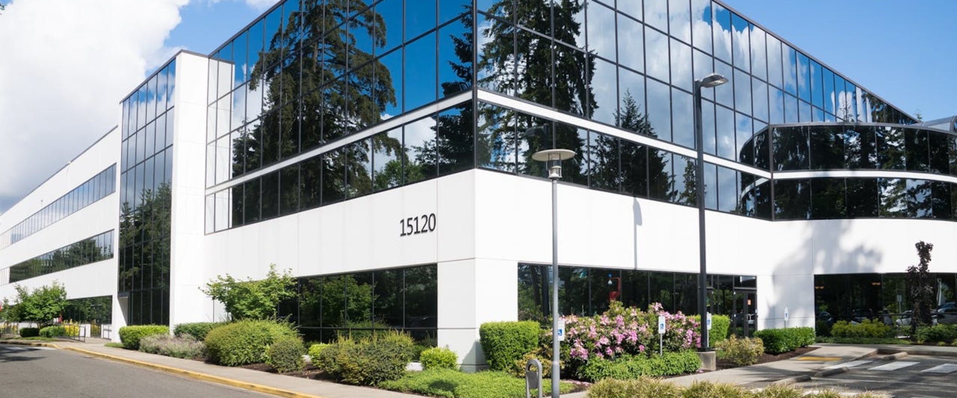 Enhancing Mississippi Gulf Coast Properties: Why a Commercial Glass Company Matters Alongside Metal Roofing