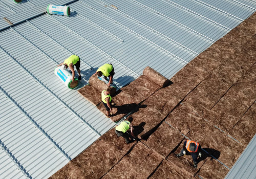 Efficient Insulation Removal for Metal Roofing in Orlando